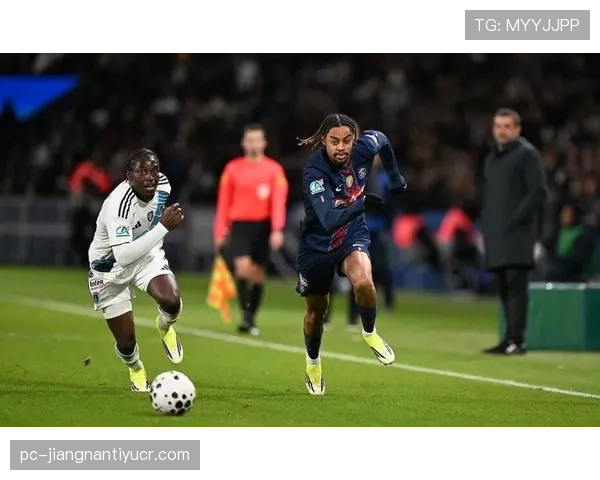 巴尔科拉 vs 登贝莱：速度突破效率与战术适配差异